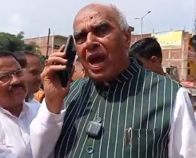 सिद्धार्थनगर में आधी रात हटाई गईं देवी-देवताओं की मूर्तियां, भाजपा सांसद भड़के