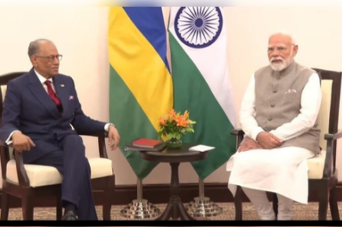 पीएम मोदी ने मॉरीशस के प्रधानमंत्री से की मुलाकात, द्विपक्षीय मुद्दों पर बातचीत
