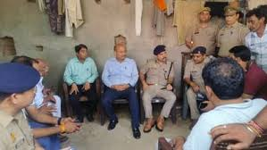 मेरठ में दो समुदायों के बीच खूनी संघर्ष, 9 घायल, गांव में तनाव, भारी पुलिस बल तैनात