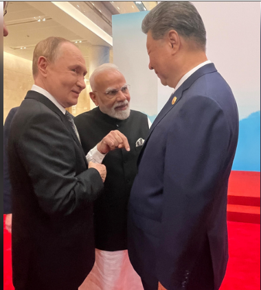 एससीओ शिखर सम्मेलन : प्रधानमंत्री मोदी की पुतिन और जिनपिंग के साथ अहम मुलाकात, शेयर किया फोटो 