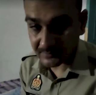 खुला रिश्वतखोरी का खेल: सहारनपुर में पुलिस और खनन माफियाओं का वीडियो वायरल, 9 ट्रकों से वसूले 22 हजार