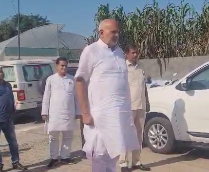 कृषि मंत्री ने मुरादनगर में किसानों को दिया भरोसा, बताया सरकार की योजनाओं का लाभ