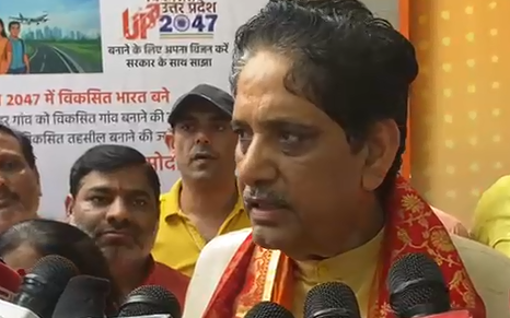 गाजियाबाद में लगी पीएम मोदी की जीवन यात्रा पर प्रदर्शनी, मंत्री सुनील शर्मा बोले – देश के लिए प्रेरणा हैं मोदी जी