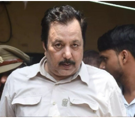  लखनऊ में इंस्पेक्टर पर अवैध महफिलों के आरोप, अखिलेश दुबे के सहयोगी डिप्टी एसपी की 100 करोड़ की संपत्ति उजागर