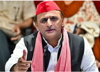 अखिलेश यादव की प्रेस कॉन्फ्रेंस में बिजली गुल होने से मची हलचल, बोले- सरकार आएगी तो विश्वकर्मा जयंती पर फिर होगी छुट्टी!