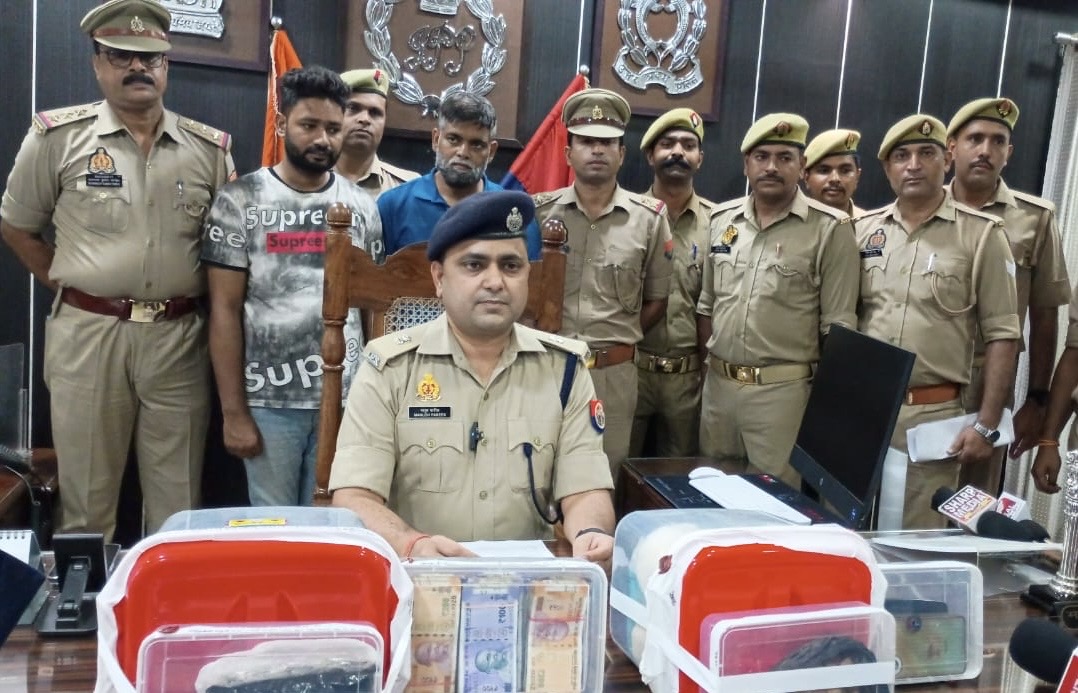 बरेली में नवरात्र की पूर्व संध्या पर बड़ी कार्रवाई, 48 लाख की अफीम-स्मैक बरामद, दो तस्कर गिरफ्तार,तीन फरार