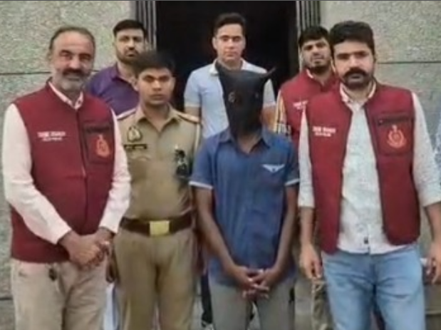 दिल्ली क्राइम ब्रांच की बड़ी सफलता : 'ठक-ठक गैंग' का फरार सदस्य गिरफ्तार, दो मामलों में था वांछित