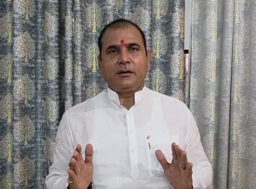 लोनी में नवरात्र पर मांस की दुकानें बंद कराए प्रशासन – विधायक नंदकिशोर गुर्जर
