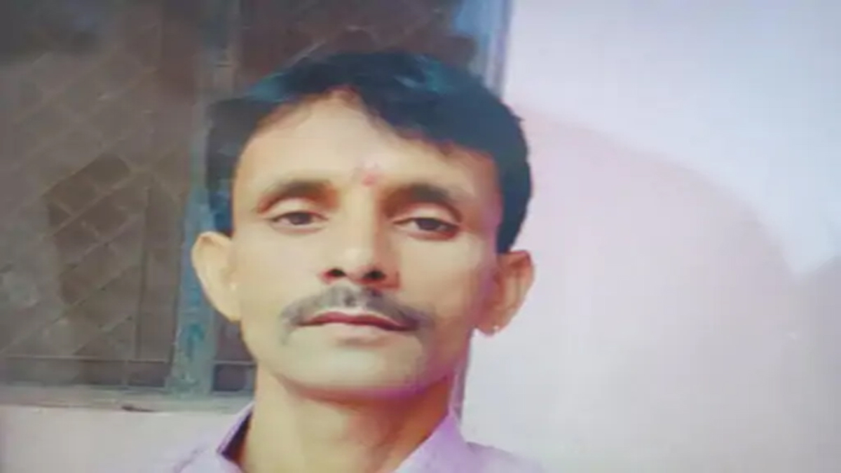 बिजनौर सड़क हादसा: स्कूल प्रबंधक बाबूराम की दर्दनाक मौत, दो लोग गंभीर रूप से घायल