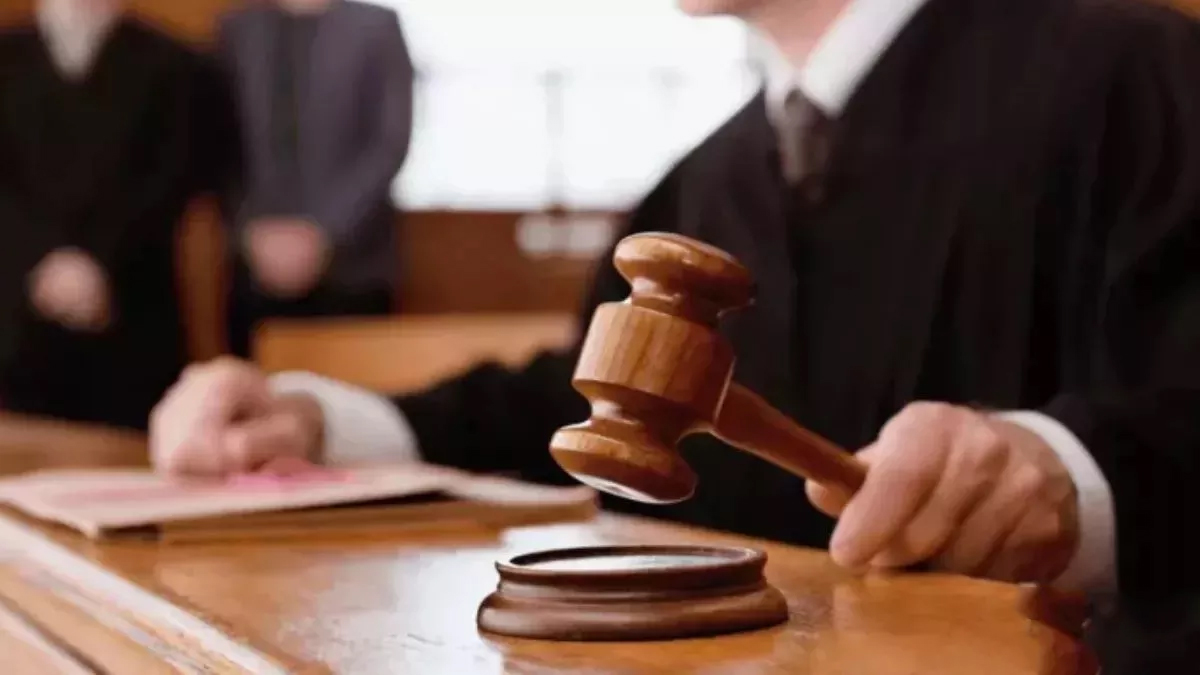 ऑपरेशन सिंदूर पोस्ट विवाद: बॉम्बे हाई कोर्ट ने FIR रद्द करने से इनकार किया, छात्रा को मिली सख्त चेतावनी