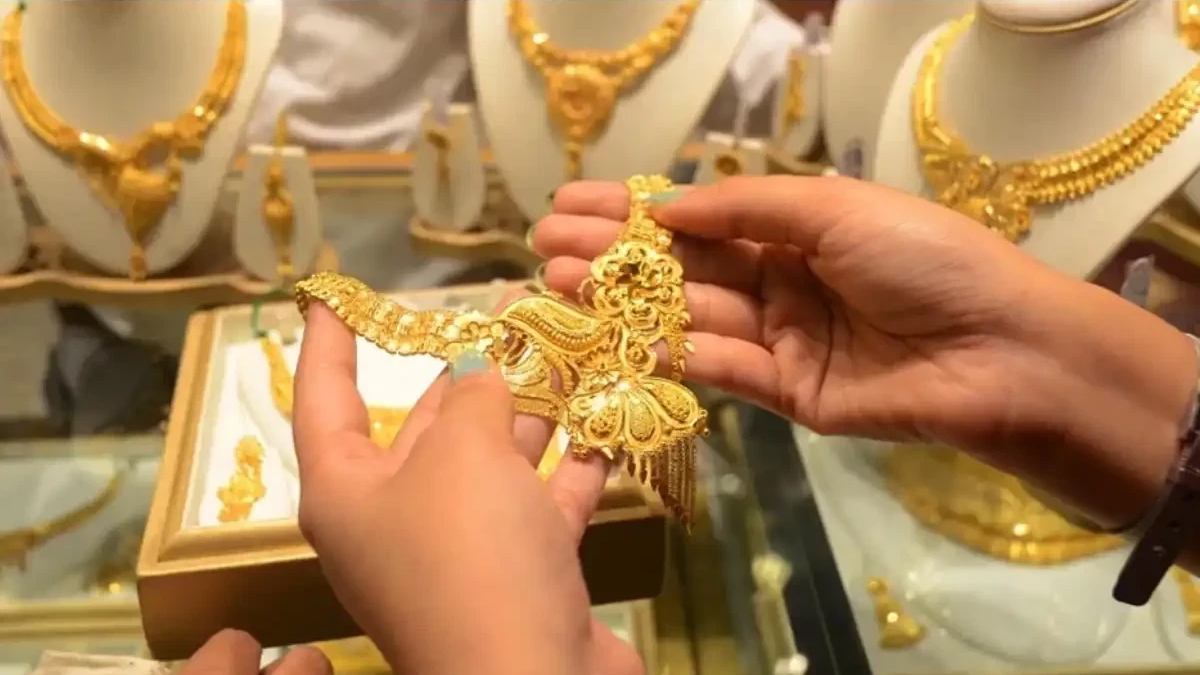 त्योहारी सीजन में सोने चांदी की मांग में उछाल! भारत चीन के सहयोग से आभूषण बाजार में बढ़ोतरी
