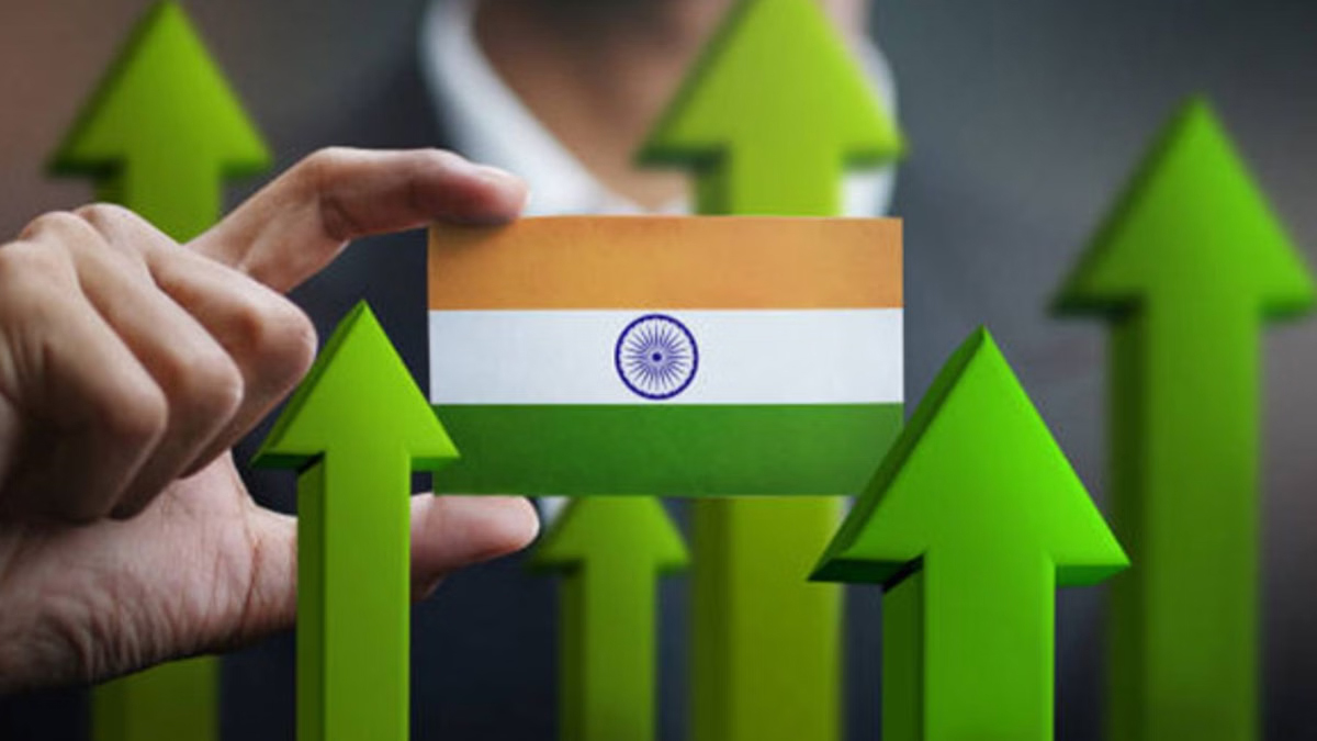 फिच ने FY26 के लिए भारत की GDP वृद्धि दर 6.9% पर बढ़ाई, FY27 में आर्थिक सुस्ती की आशंका- Fitch India GDP