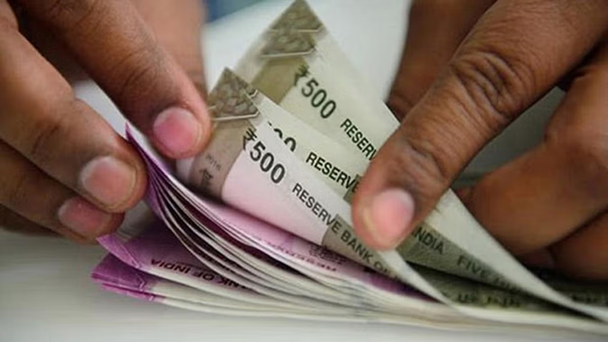 त्योहारी सीजन में खरीदी पर बड़ी राहत! GST दरों में कटौती से टीवी, AC, कार और कृषि उपकरण होंगे सस्ते