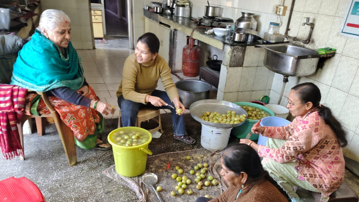 ग्वालियर की महिलाओं ने आत्मनिर्भरता की मिसाल कायम की, ‘स्वयं सिद्धा’ संस्था बना सहारा