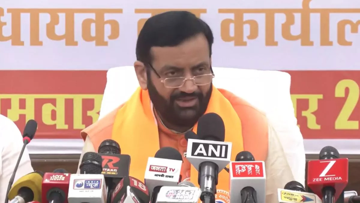 हरियाणा में स्वदेशी जागरूकता अभियान: मिट्टी के दीयों और खादी से आत्मनिर्भर भारत की राह