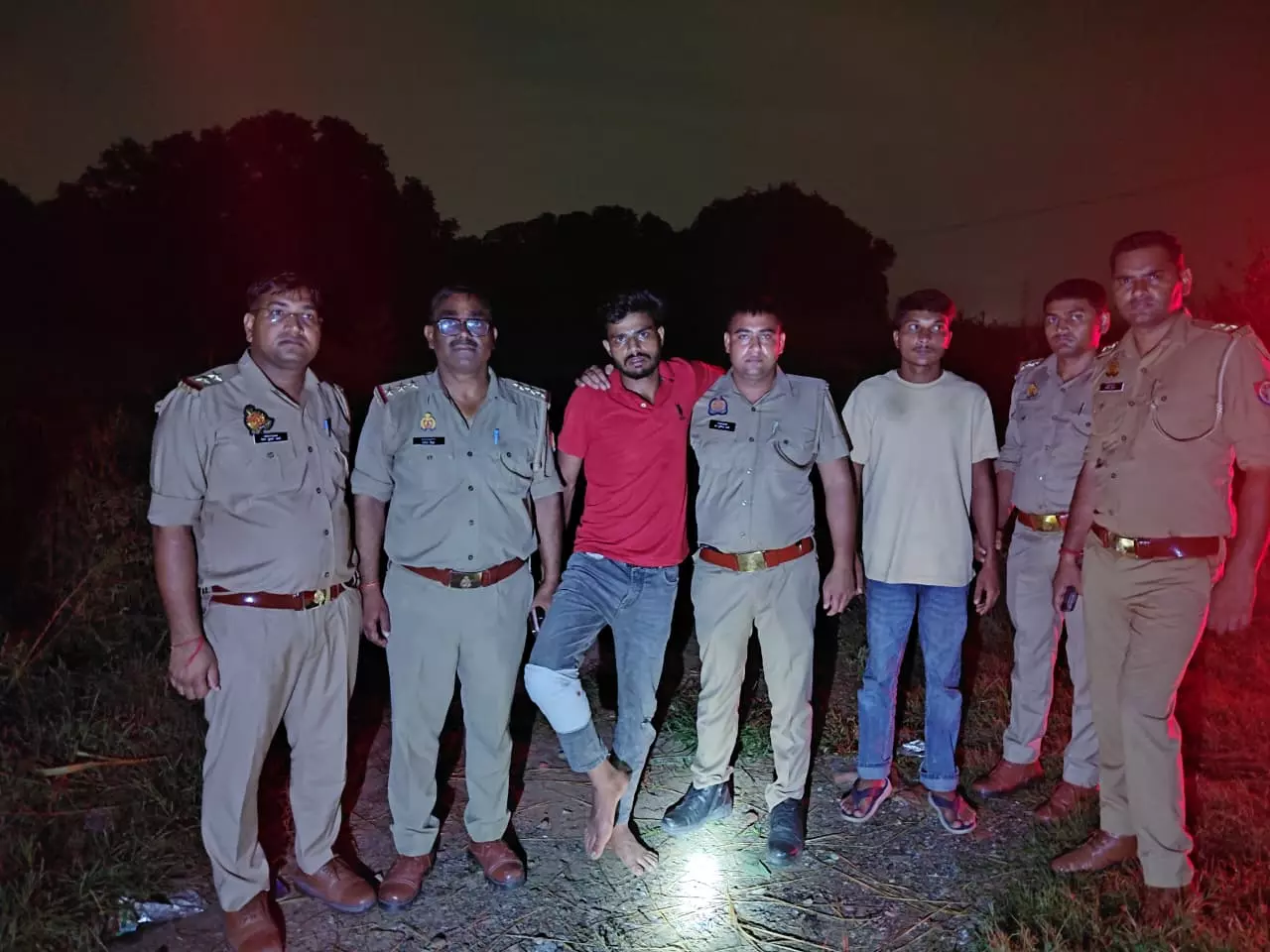 मेरठ में छात्र पर फायरिंग के आरोपी बदमाश को मुठभेड़ में लगी गोली, छह घंटे में दोनों आरोपी गिरफ्तार