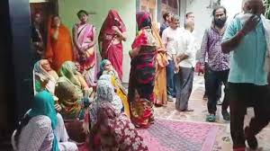 मेरठ में गोली मारकर युवक ने की आत्महत्या, चचेरे भाई ने भी फंदे पर लटकने की कोशिश, परिवार में कोहराम 
