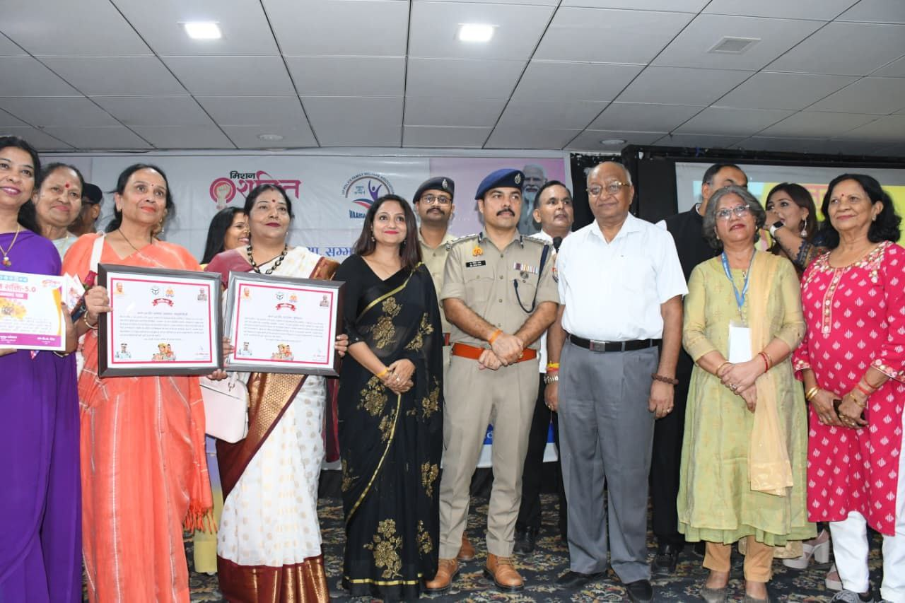 आईआईएमटी मेरठ में मिशन शक्ति फेज-5.0 के तहत 101 महिलाओं को सम्मानित किया 