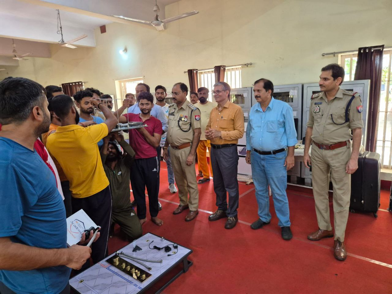मेरठ जिला कारागार में बंदियों को मिला प्लंबिंग का प्रशिक्षण, आत्मनिर्भर बनने की दिशा में बड़ा कदम