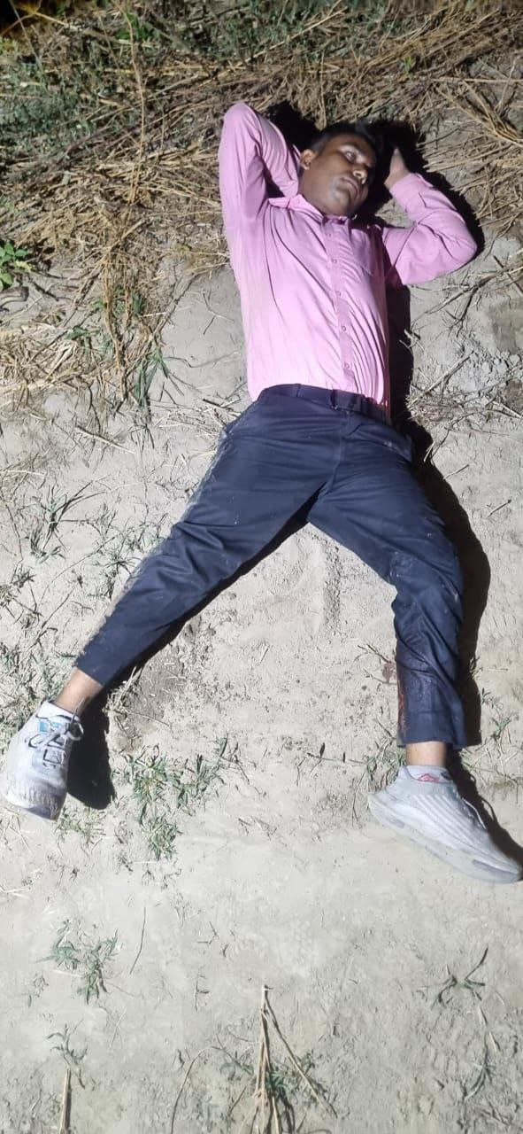मेरठ में नर्स पर तेजाब फेंकने वाला आरोपी पुलिस मुठभेड़ में घायल, तमंचा और बाइक बरामद