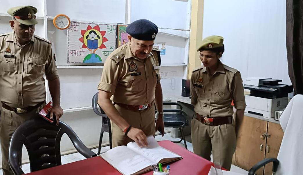 कैराना में गैंगस्टर एक्ट में तीन कुख्यात पर मुकदमा, फायरिंग, एसपी ने किया औचक निरीक्षण