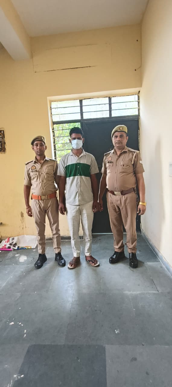 ग्रेटर नोएडा में डिलीवरी बॉय की हत्या, खाने के विवाद में रूम पार्टनर ने गला दबाकर उतारा मौत के घाट