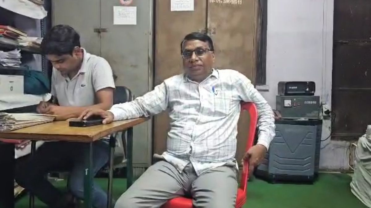 रिश्वत विवाद में फंसे JE भानुप्रताप को हाईकोर्ट से मिली राहत, अमरोहा में हुई बहाली- Amroha News