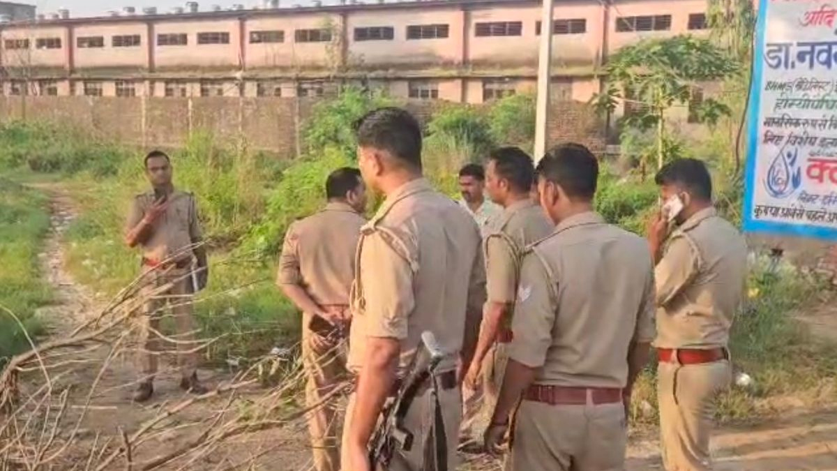 बिजनौर में पेड़ से लटका मिला संदिग्ध शव: रहस्य में घिरी मौत की गुत्थी, पुलिस जांच में जुटी