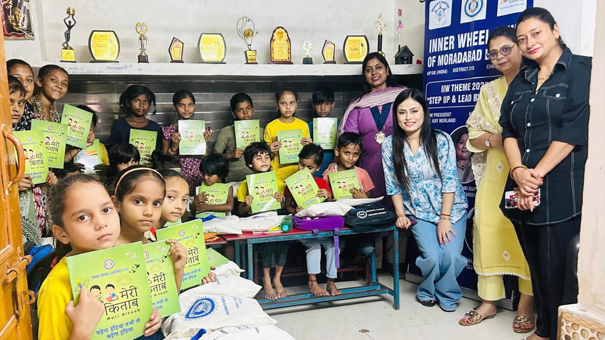 “मेरी किताब” पहल से खिले मासूम चेहरे, मुरादाबाद में वंचित बच्चों की शिक्षा को मिला नया सहारा