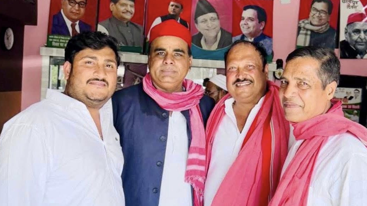 सपा विधायक का जनता दरबार: ग्रामीणों ने खुलकर बताईं बिजली, स्वास्थ्य और पेंशन से जुड़ी परेशानियां