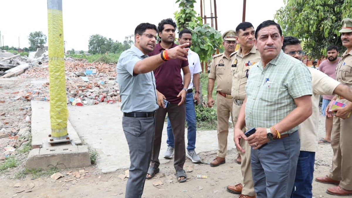 रामपुर अतिक्रमण विवाद पर हाईकोर्ट का बड़ा फैसला! 162 अवैध दुकानों को हटाने का रास्ता साफ- Rampur News