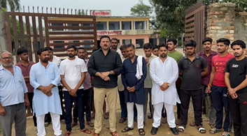 मुजफ्फरनगरः नंगला मंदौड़ इंटर कॉलेज और स्टेडियम की उपेक्षा से नाराज़ लोग, पैदल यात्रा की चेतावनी