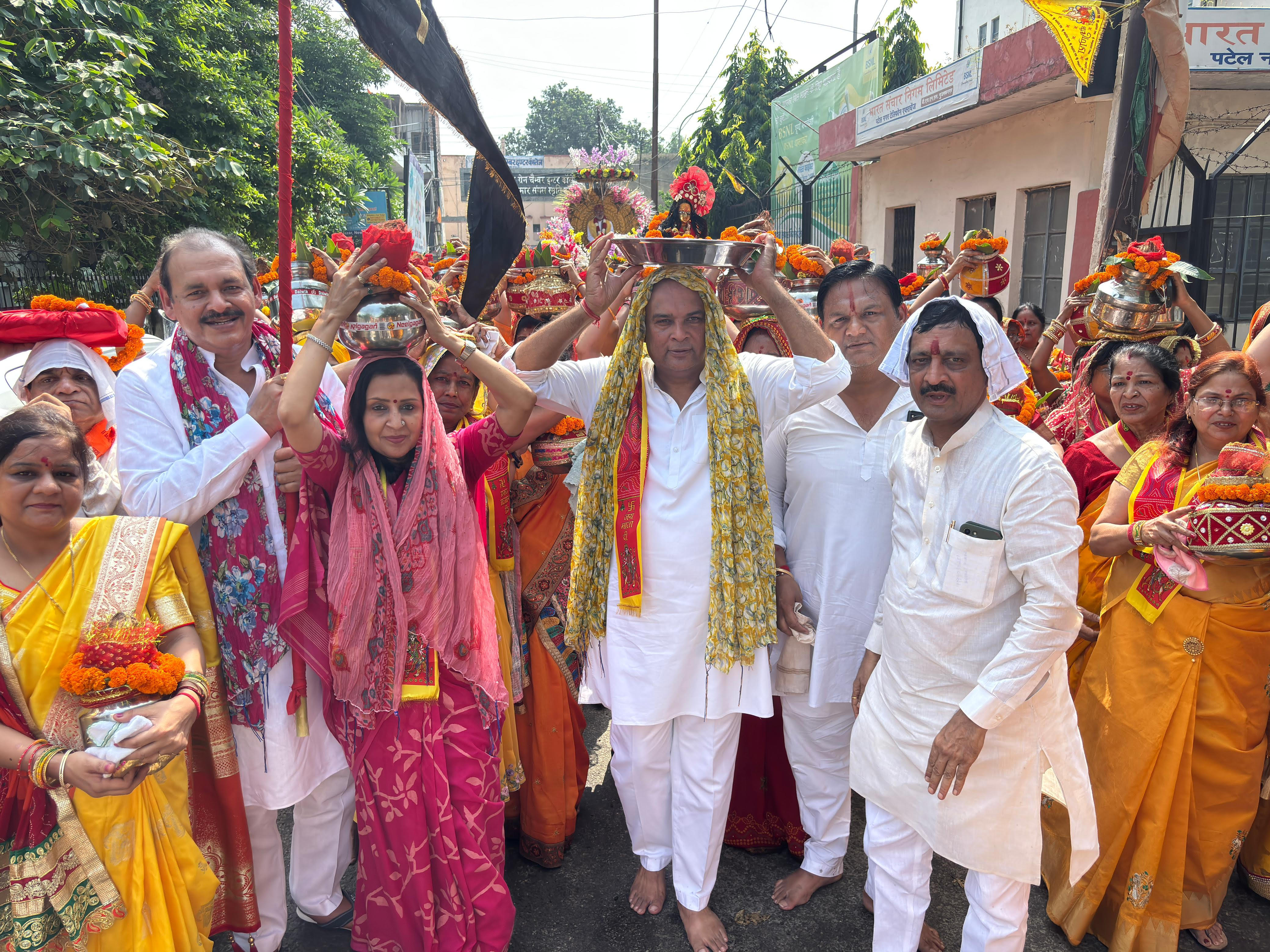 मुज़फ्फरनगर में श्री बालाजी धाम में शिव शक्ति महायज्ञ का शुभारंभ, भव्य कलश यात्रा से भक्तिमय हुआ नगर