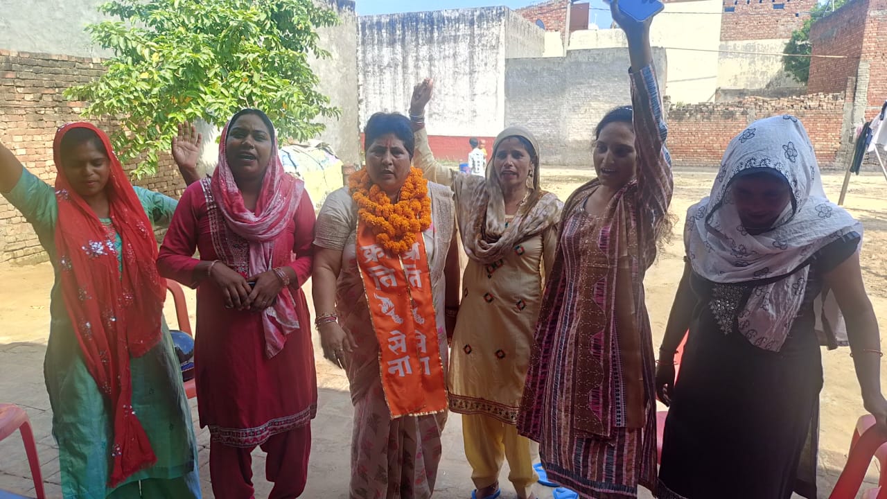 पूनम चौधरी का मुजफ्फरनगर में भव्य स्वागत, दर्जनों महिलाओं ने ली क्रांतिसेना की सदस्यता