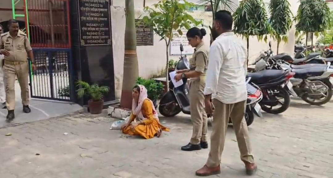 मुजफ्फरनगर में ससुराल के उत्पीड़न से तंग आकर महिला ने खाया जहर,पुलिस ने बचाया