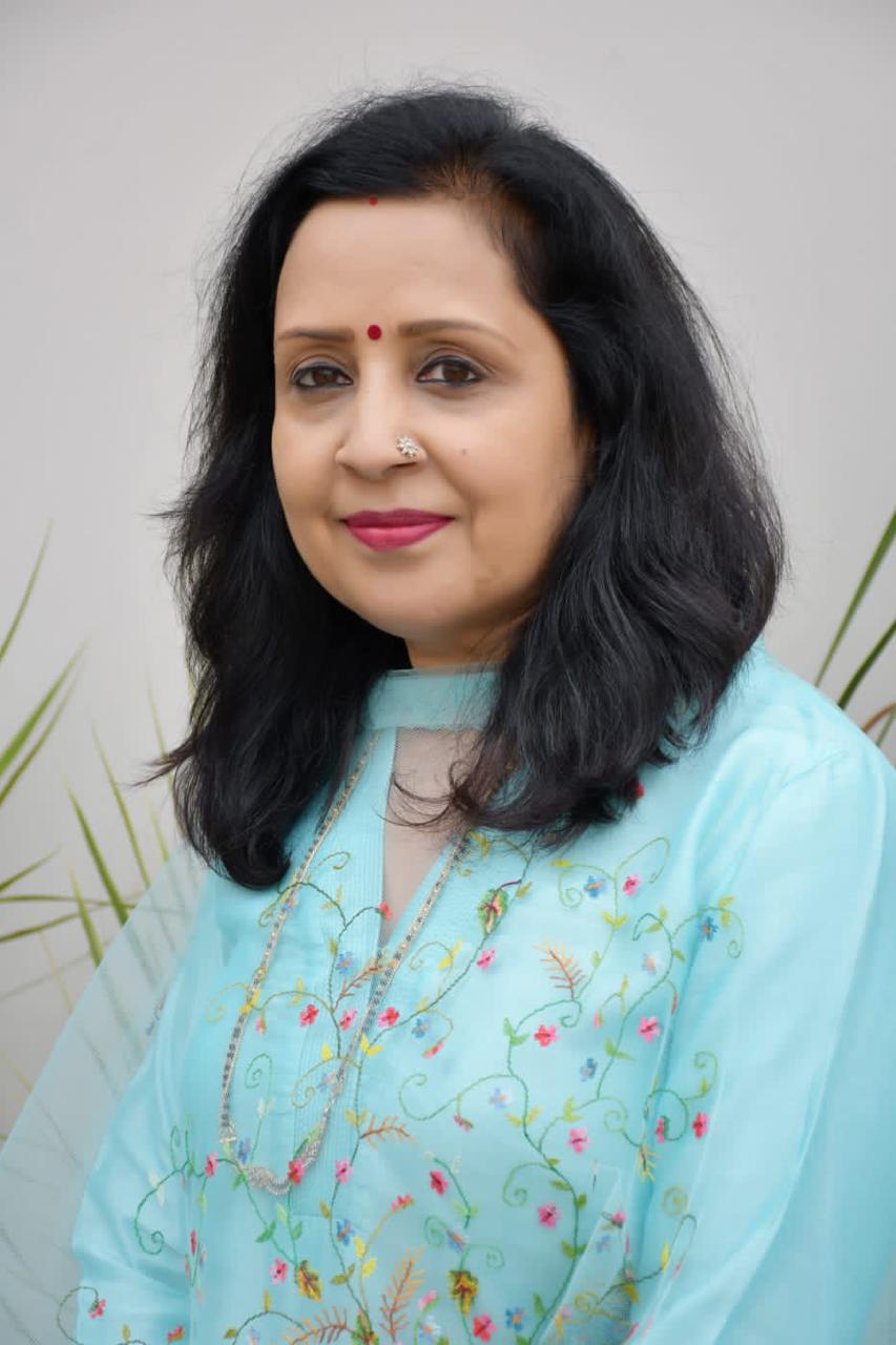 मुजफ्फरनगर में स्कूल गेट पर रोडवेज बसों की अवैध पार्किंग पर पालिका अध्यक्ष की कड़ी चेतावनी