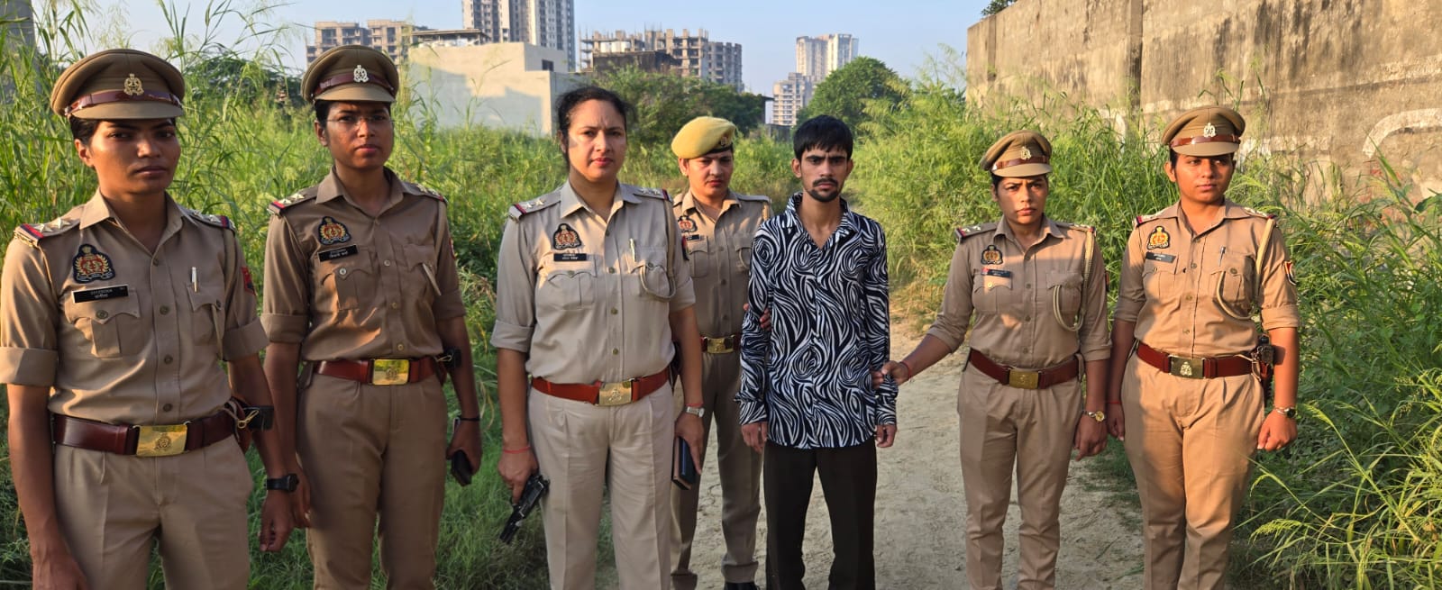 ग़ाज़ियाबाद में मुठभेड़ के दौरान एटीएम फ्रॉड गैंग का भंडाफोड़, एक घायल, दूसरा गिरफ्तार