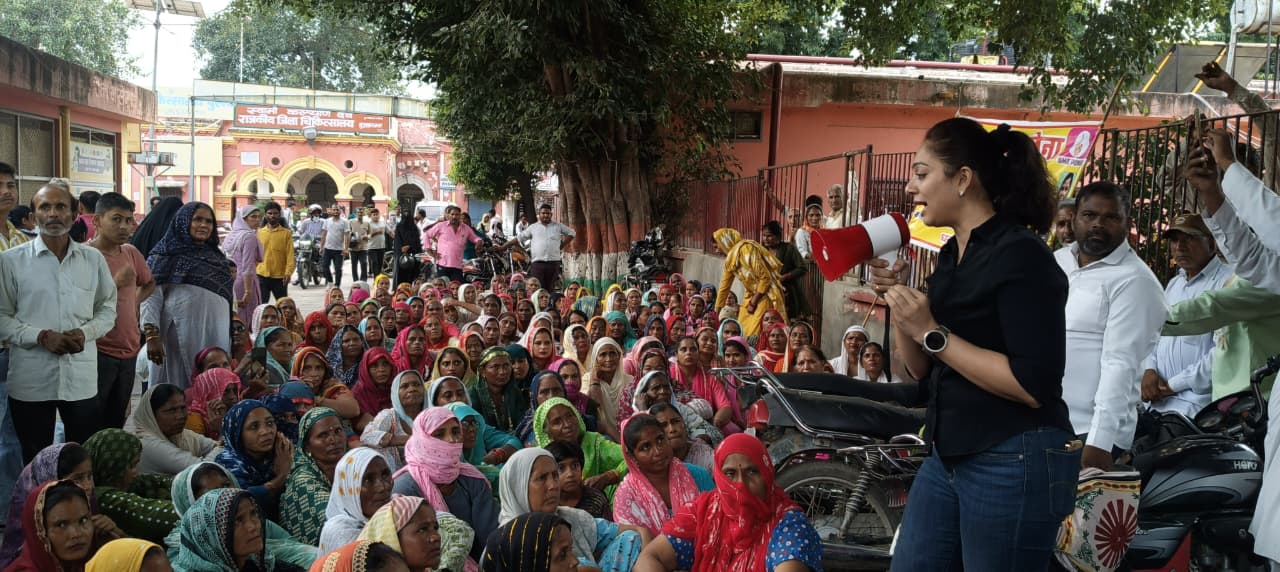 मुजफ्फरनगर जिला अस्पताल में भ्रष्टाचार के खिलाफ शांति सेना का धरना, सुधार नहीं हुआ तो अनिश्चितकालीन आंदोलन होगा