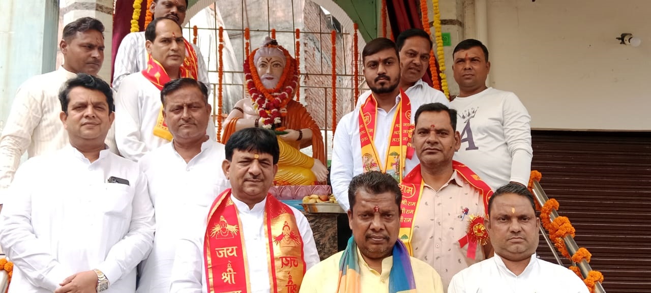 महर्षि वाल्मीकि जयंती: मुजफ्फरनगर में धूमधाम से मनी जयंती, मंत्री कपिल देव ने दिया सामाजिक समरसता का संदेश