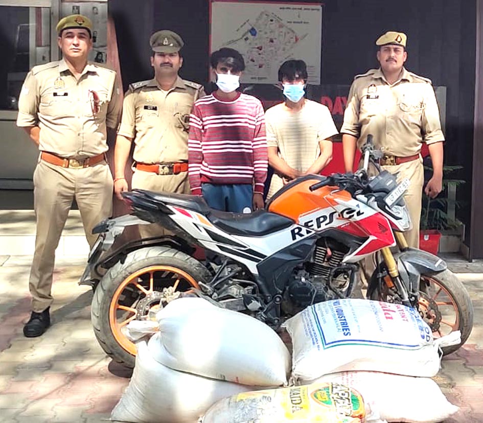 सहारनपुर पुलिस ने दो शातिर चोरों को गिरफ्तार कर चोरी का अनाज किया बरामद