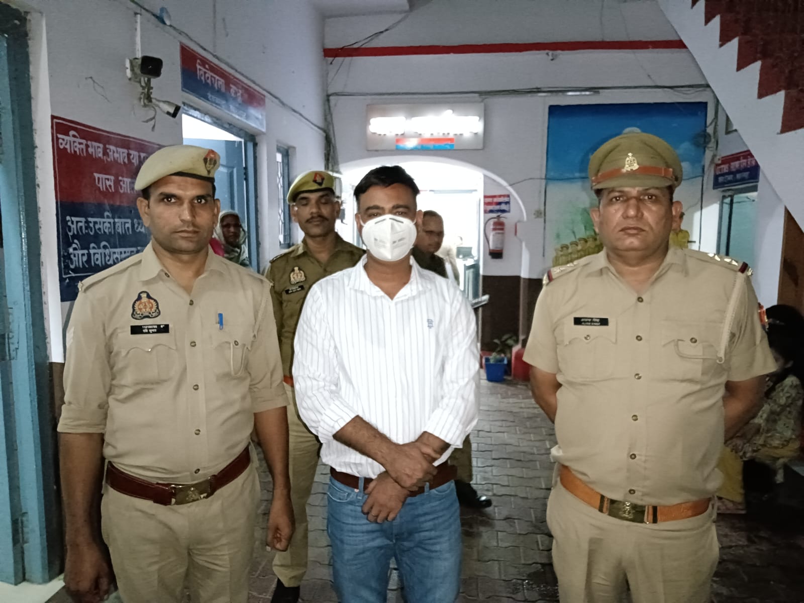 देवबंद पुलिस की बड़ी कार्रवाई, सट्टा किंग आकिल गिरफ्तार, भारी मात्रा में सट्टा पर्चियां बरामद