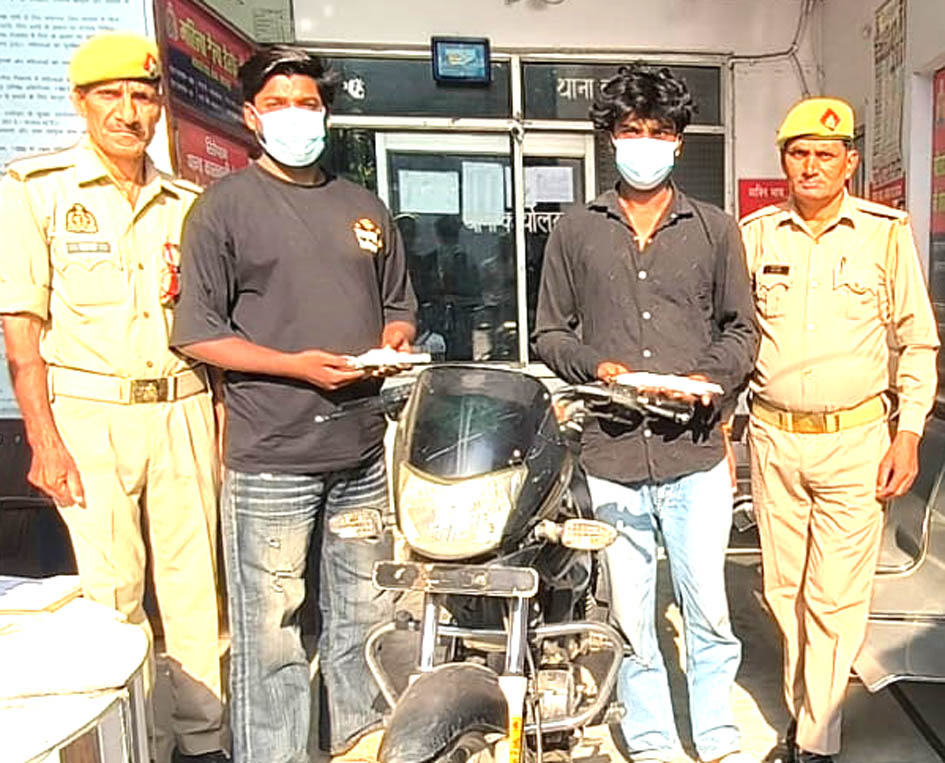 सहारनपुर में दो शातिर आरोपियों से अवैध असलहा व बाइक जब्त, पुलिस ने किया गिरफ्तार