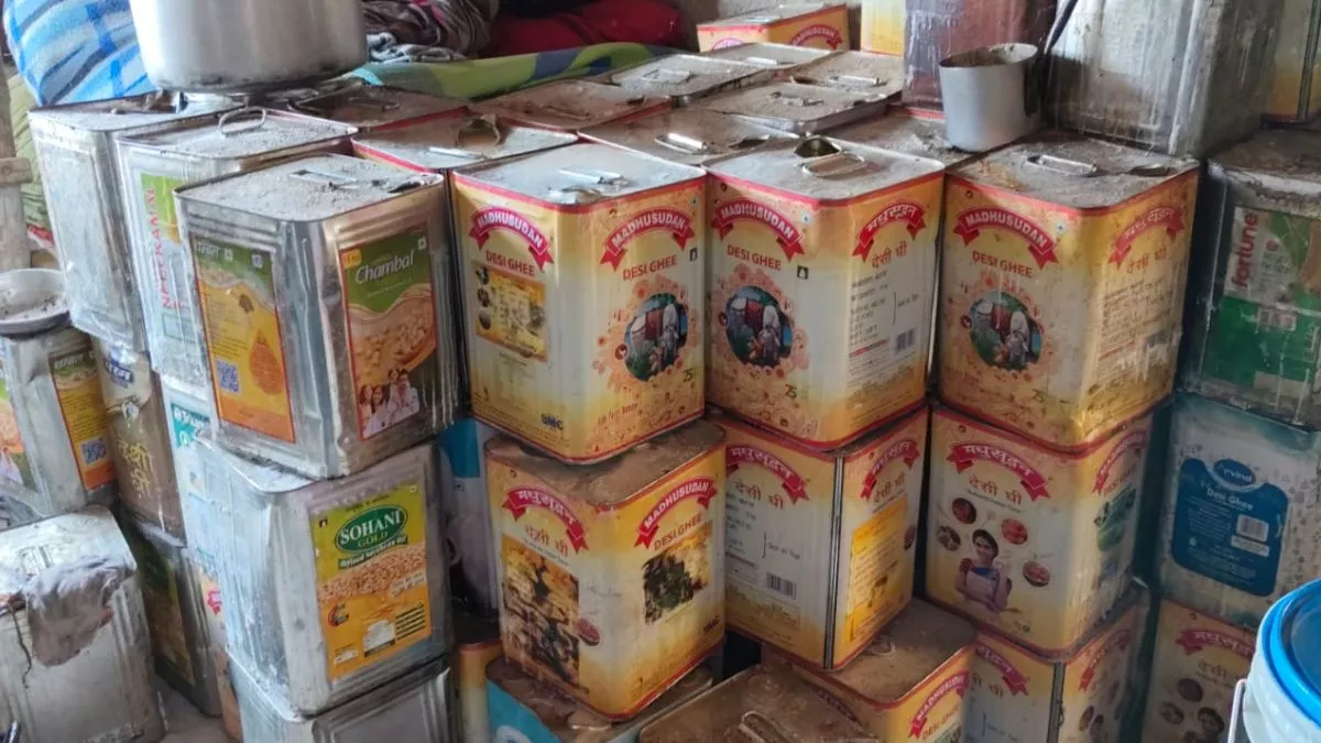 यूपी में जानवरों की चर्बी से बन रहा है 'पूजा का घी', पूरे देश में सप्लाई, शॉपिंग मॉल तक में धड़ल्ले से बिक्री