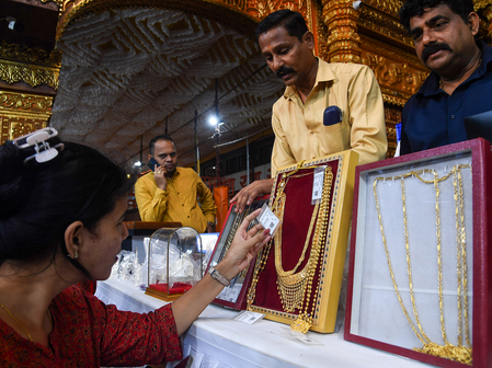 पीली धातु के 2026 तक 1.5 लाख रुपए प्रति 10 ग्राम तक पहुंचने की संभावना