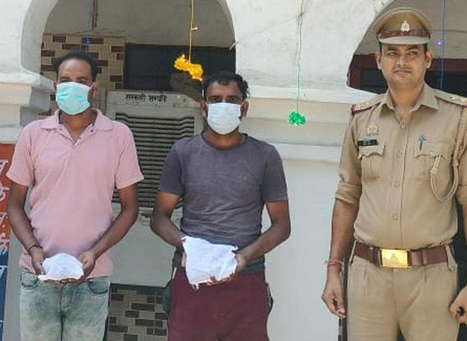 सहारनपुर: थाना चिलकाना पुलिस और मिशन शक्ति टीम ने दो नशा तस्करों को गिरफ्तार कर डेढ़ किलो चरस बरामद की