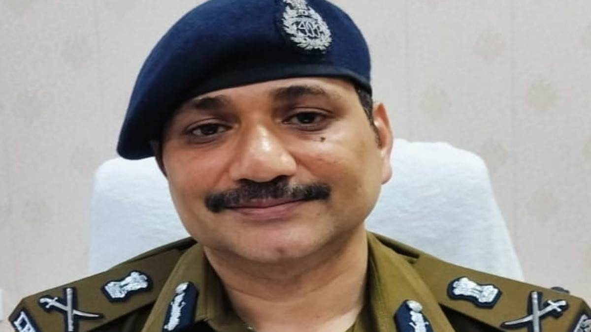 वाराणसी में बिना अनुमति 'आई लव मोहम्मद' जुलूस निकालने पर दो गिरफ्तार