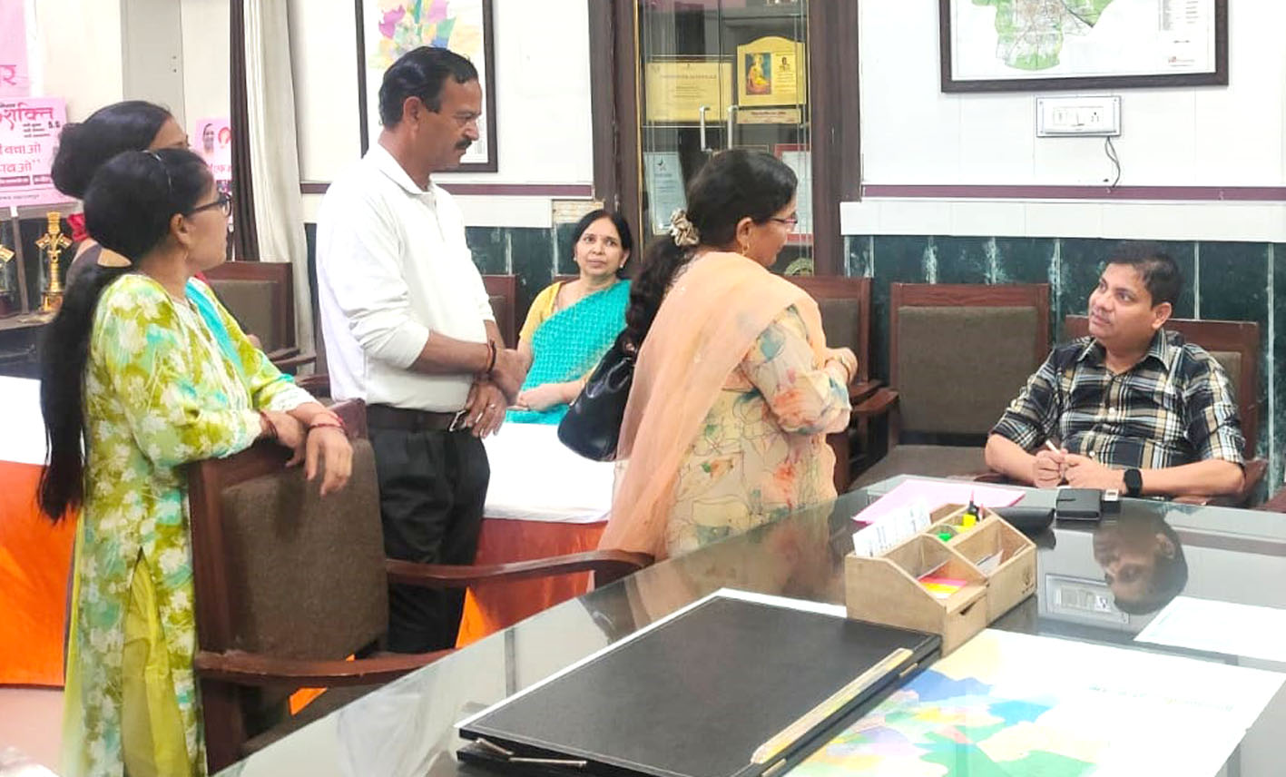 सहारनपुर जनसुनवाई: 7 समस्याओं में से सफाई का मामला तत्काल निस्तारित, बाकी के लिए अधिकारियों को निर्देश