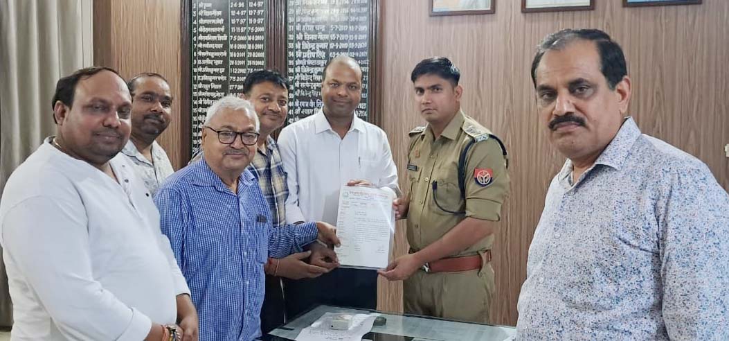 शामली में दीपावली सीजन में चालान पर रोक की मांग को लेकर व्यापारियों ने सीओ सिटी से की मुलाकात