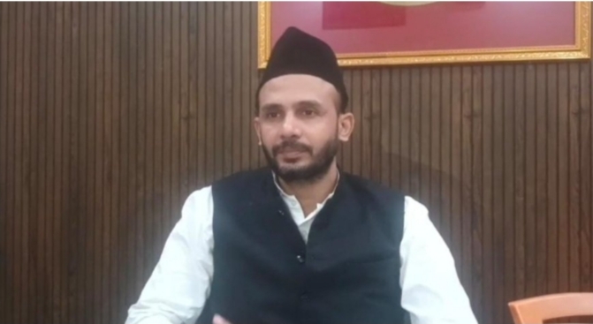 हलाल सर्टिफिकेशन पर रोक को लेकर संभल सांसद का योगी सरकार पर हमला, सबूत देने की मांग