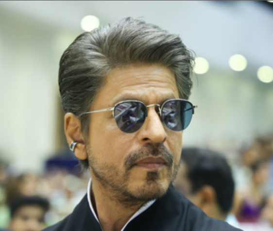 शाहरुख खान बने दुनिया के सबसे अमीर एक्टर, 12,490 करोड़ रुपए की संपत्ति के मालिक 
